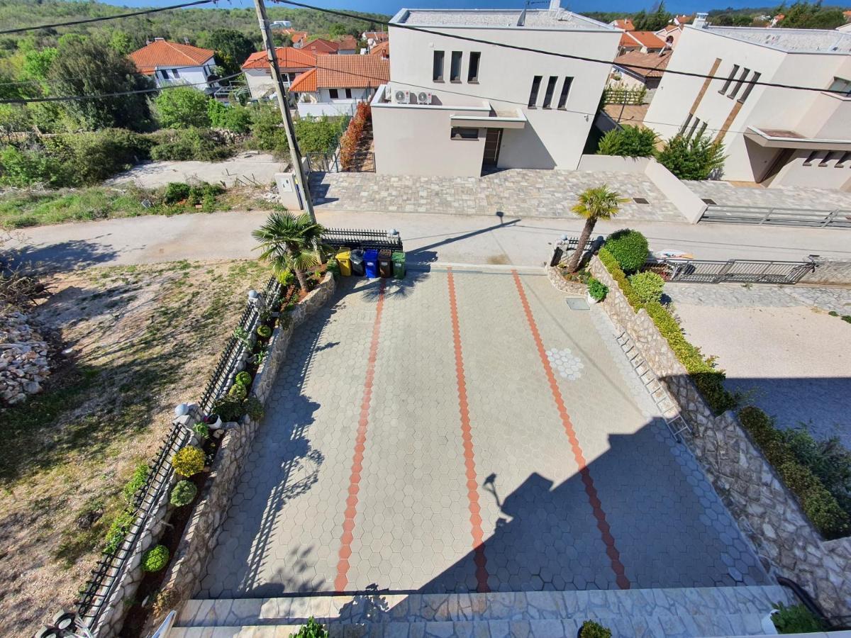 Apartma Nef