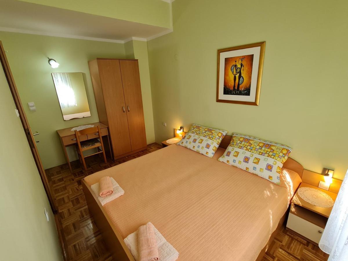 Apartma Nef Pinezici (Krk)