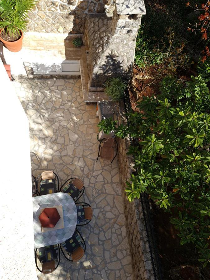 Apartma Nef